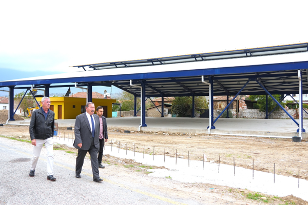 Milas’ta Pazar Yeri ve Çok Amaçlı Sosyal Alanında çalışmalar tamamlanıyor