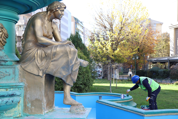 Eskişehir Büyükşehir Belediyesi’nden havuzlarda yenileme çalışması