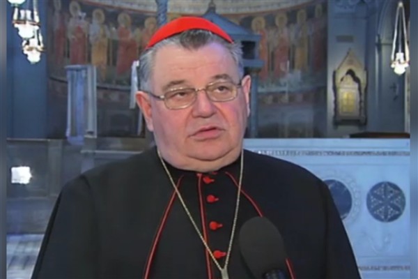 Çekler, Katolik lider Duka’nın ölümünün yasını tutuyor