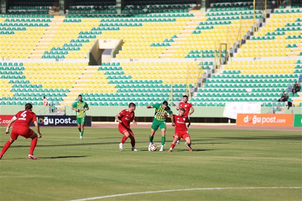 Kızılkaya Şanlıurfaspor: 3 – Beyoğlu Yeni Çarşı Spor Faaliyetleri A.Ş: 2