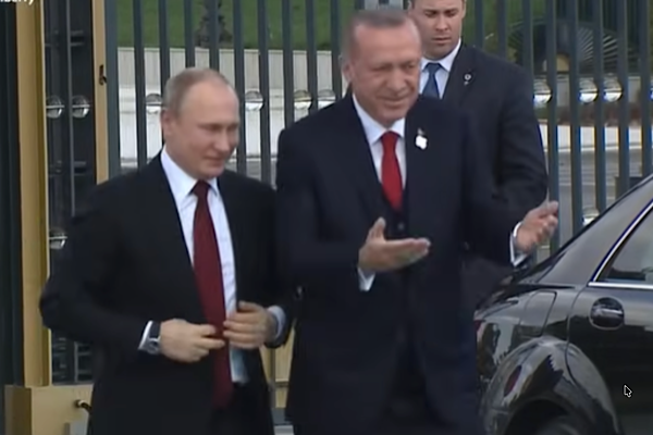 Putin, Erdoğan ile ABD’nin Ukrayna konusundaki önerilerini görüştü