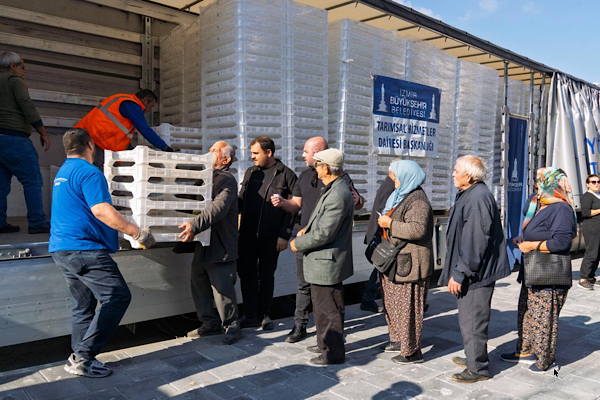 Büyükşehir’den üreticilere bin 34 kerevet desteği