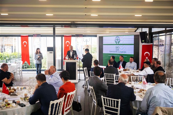 Boşnak iş insanları Bornova’da bir araya geldi