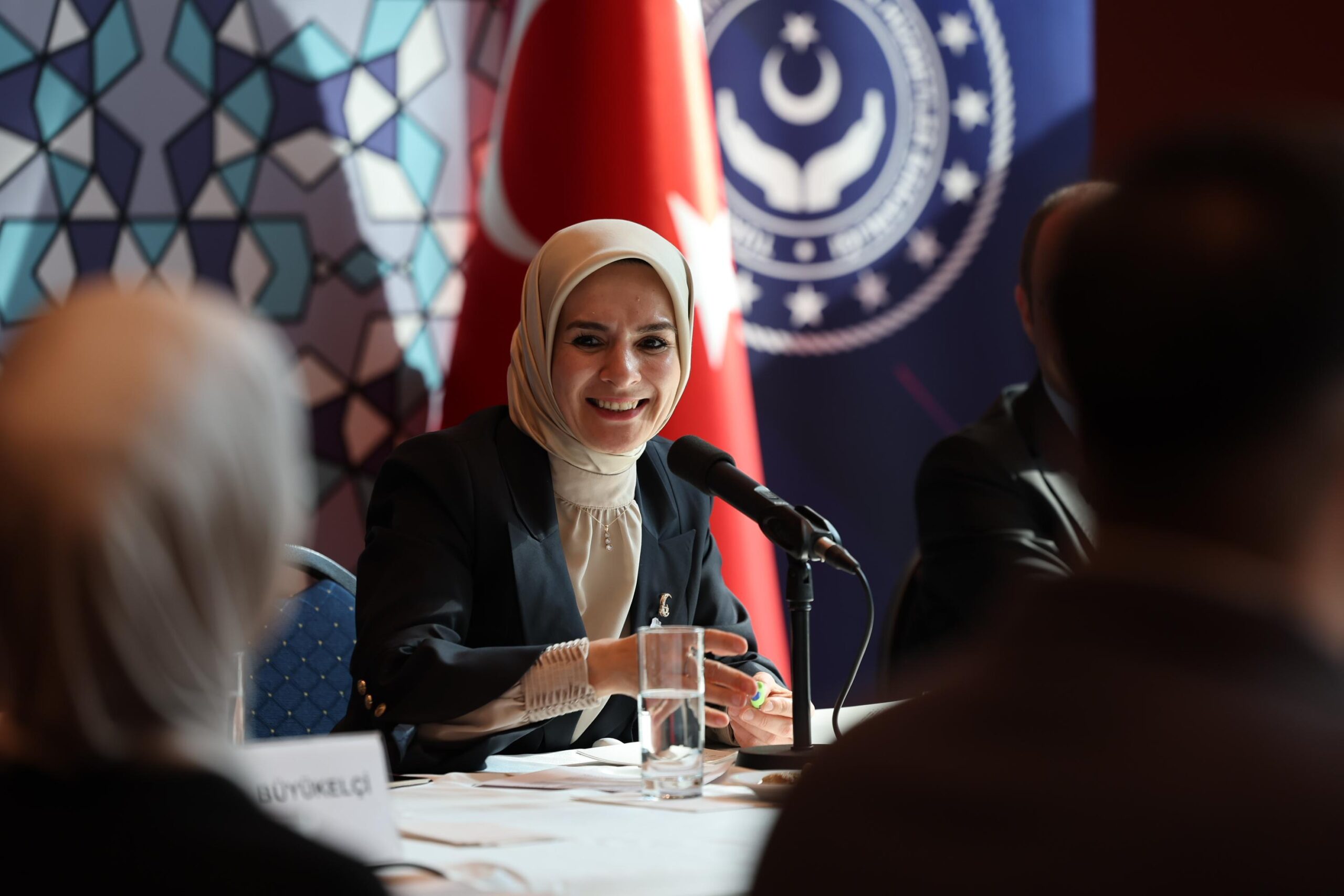 Bakan Göktaş, Doha’da diplomatik temaslarını sürdürüyor