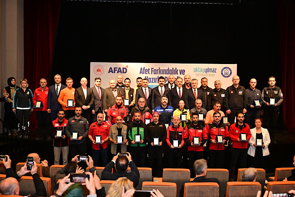 Yıldırım’da Afet Farkındalık ve Hazırlık Paneli düzenlendi