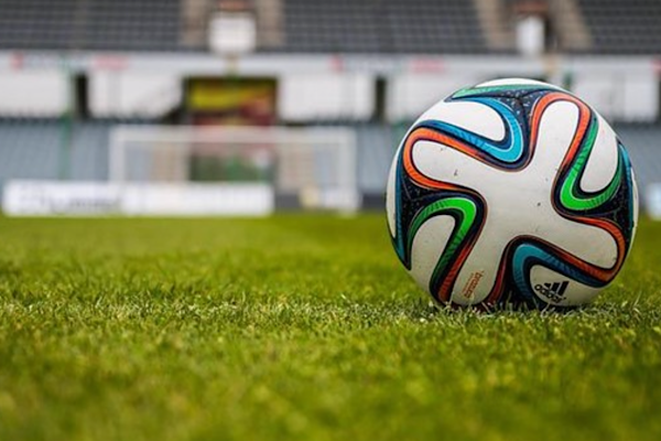 Fenerbahçe, derbiden galibiyetle döndü