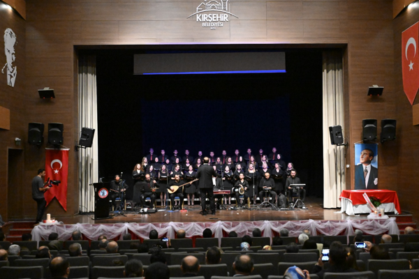 Başkan Ekicioğlu, Öğretmenler Günü kutlama programına katıldı