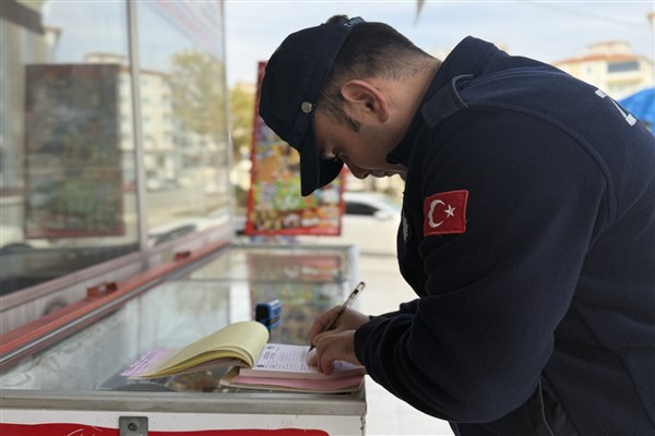 Çorum’da okul çevresindeki bakkal ve büfelere denetim
