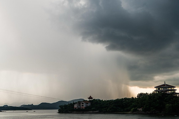 MGM’den Muğla’nın doğusu ile Antalya için kuvvetli yağış uyarısı