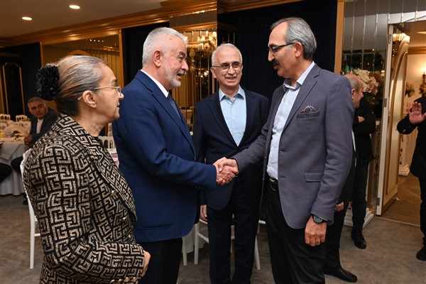 Başkan Başdeğirmen, Bursa’daki Ispartalılarla Helva Kabune Günü’nde buluştu