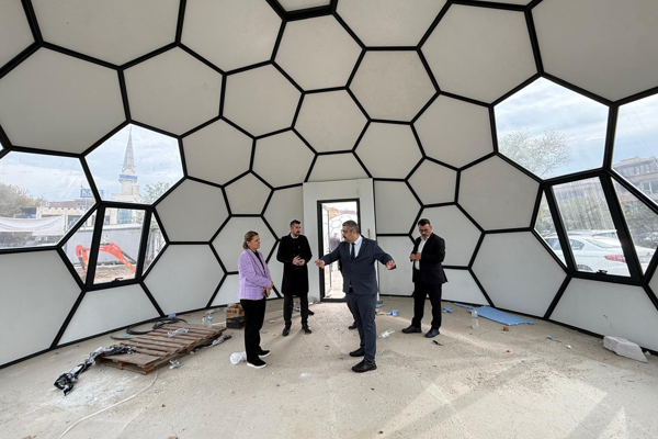 Başkan Hürriyet, Teknogaraj ve kütüphane projelerini inceledi