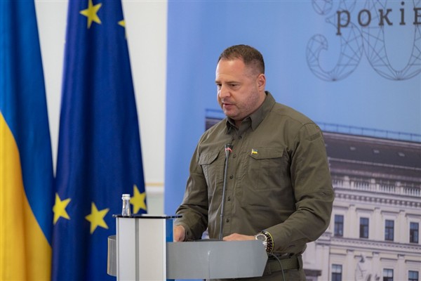 Yermak: İşgal altındaki bölgelerden Ukraynalı sekiz çocuk ve genç geri getirildi