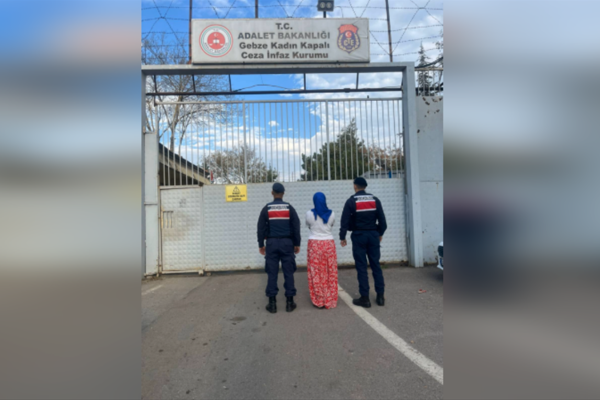 Kocaeli’de aranan şahıs yakalandı