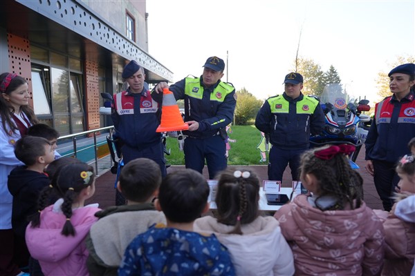 Düzce’de çocuklara yönelik çeşitli etkinlikler düzenlendi