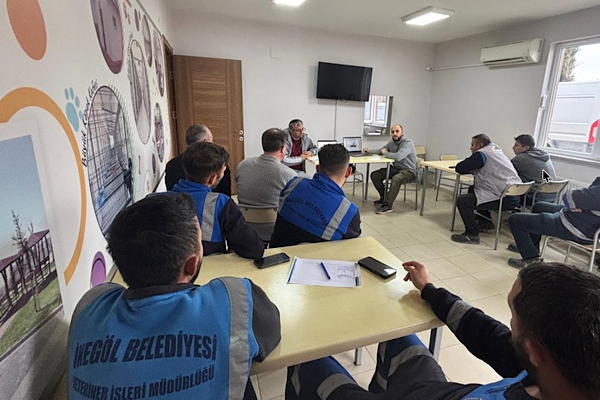 İnegöl’de kurum içi eğitimler sürüyor