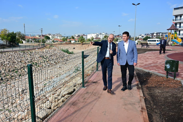 Başkan Kocagöz, Şelale Mahallesi’ne kazandırılan yeni park alanını inceledi