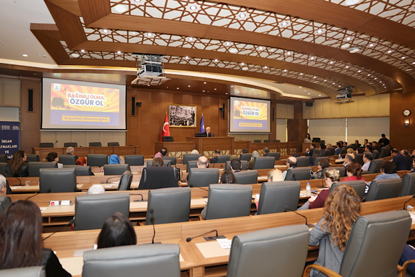 Büyükşehir’den bağımlılıkla mücadele eğitimi