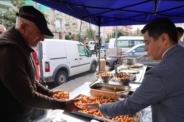 Marmaris’te şehiter için lokma hayrı yapıldı