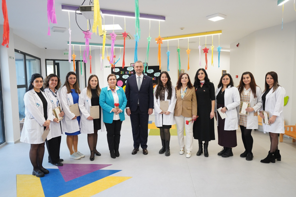 4 bini aşkın fidan öğretmenler için toprakla buluştu