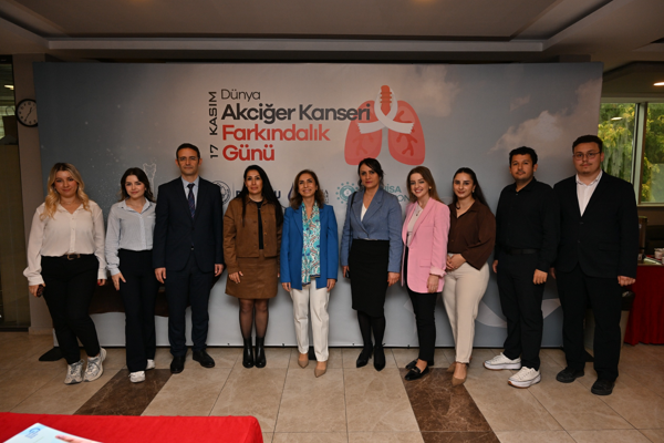 Manisa’da 17 Kasım Akciğer Kanseri ve KOAH Farkındalık Günü dolayısıyla seminer düzenlendi
