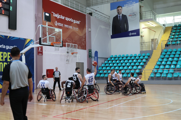 Bağcılar Belediyesi Tekerlekli Sandalye Basketbol Takımı’nda galibiyet