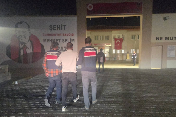 Kırşehir’de terör suçundan aranan şüpheli yakalandı