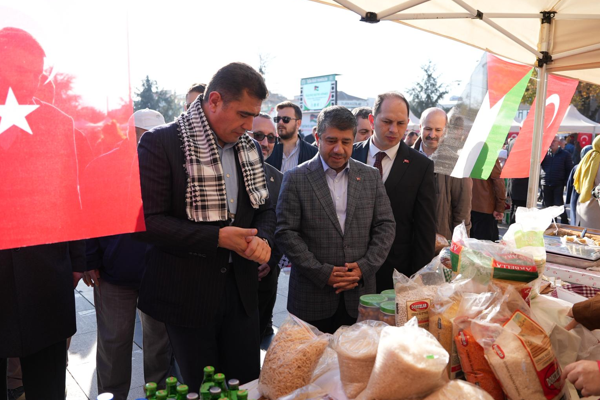 Filistin’e Destek Kermesi Anıtpark’ta kapılarını açtı