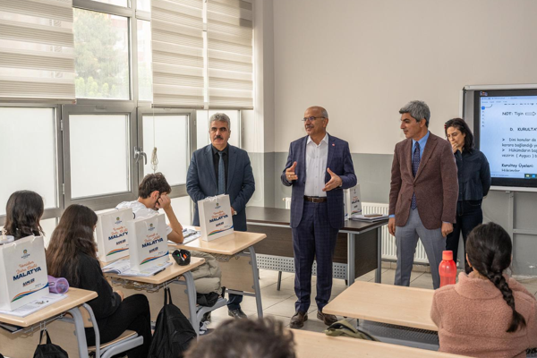 Malatya Büyükşehir Belediyesi’nden eğitime destek