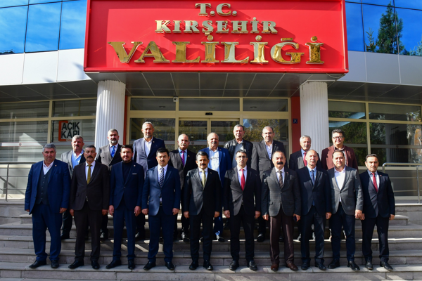 Kırşehir İl Genel Meclis üyeleri, Vali Demiryürek’i ziyaret etti
