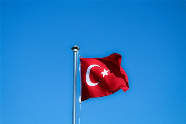 Türkiye şehitlerini uğurluyor