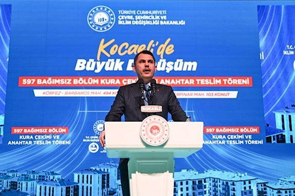 Kurum: Kadın toplumu ayakta tutan en güçlü değer