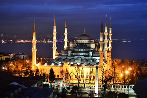 Belediye başkanları ve valilerden Regaip Kandili mesajı