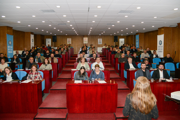 Diyarbakır’da Çok Dilli Belediyecilik Eğitimi düzenlendi