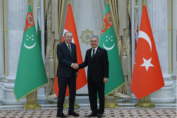 Cumhurbaşkanı Erdoğan, Türkmenistan Halk Maslahatı Başkanı Berdimuhamedov ile görüştü