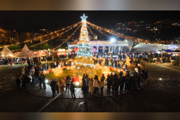 “Bursa Yeni Yıl Meydanı”, birçok etkinliğe ev sahipliği yapıyor