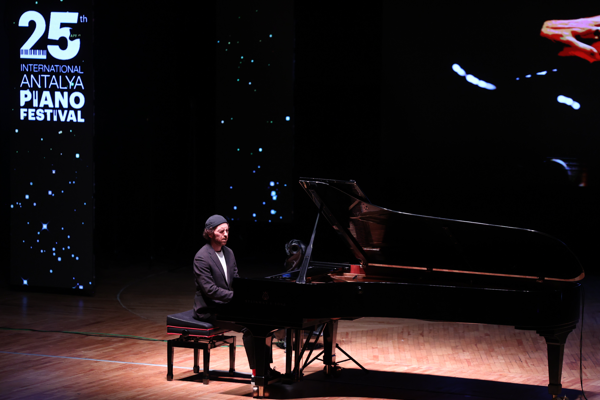 Uluslararası Antalya Piyano Festivali, devam ediyor