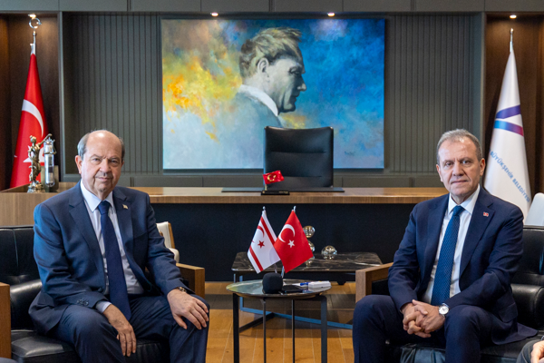 Başkan Seçer: Kıbrıs davasını siyaset üstü görüyoruz