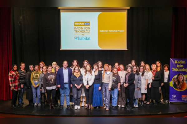 Teknosa, “Kadın için Teknoloji” projesinde 2025 yılında 4 binden fazla kadına dokundu