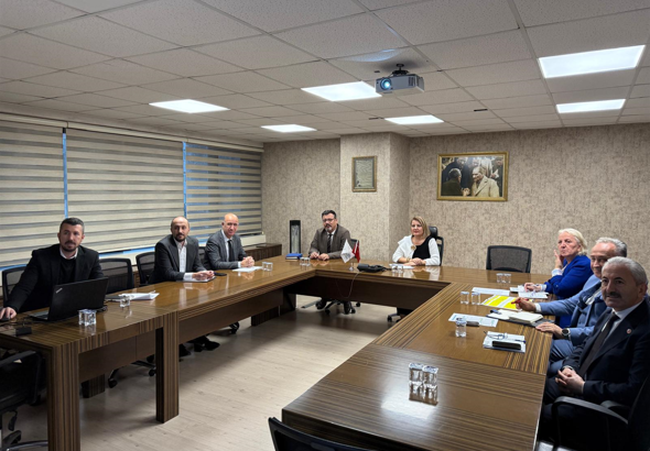 İzmit’te yeni yılda hayata geçirilicek projelere yönelik toplantı gerçekleşti