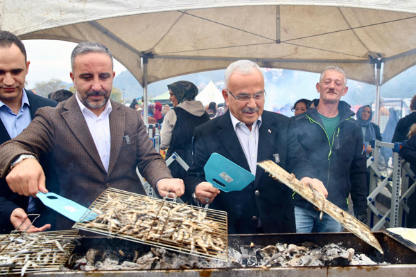 Başkan Güler, Hamsi Festivali’ne katıldı