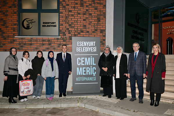Esenyurt’ta  “Kültürden İrfana Cemil Meriç” söyleşisi yapıldı