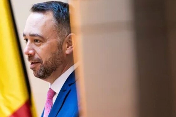 Prevot ve Fidan NATO toplantısında bir araya geldi