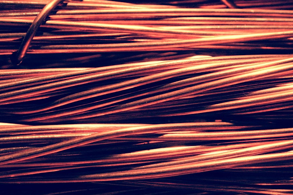 Bakır fiyatlarındaki tırmanış talepte zayıflamayla yavaşladı