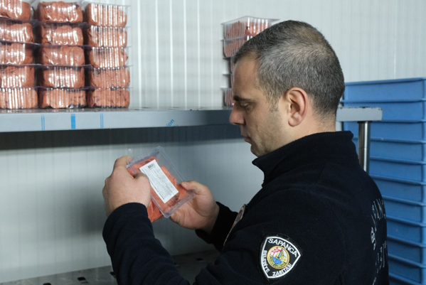 Sapanca Zabıtasından fast food işletmelerine yönelik denetim