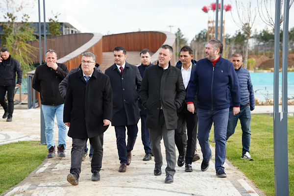 Başkan Sarıkurt Projeleri inceledi