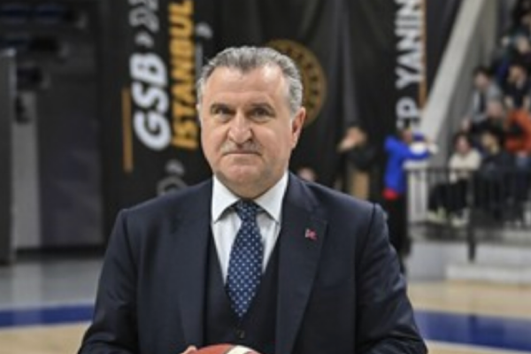 Bakan Bak, olimpiyat kotası alan sporcuları tebrik etti