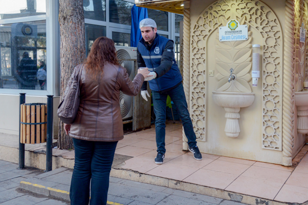DBB’den vatandaşlara sıcak çorba ikramı