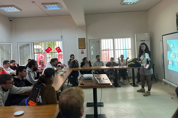 Engelsiz Yaşam Köyü’nde ağız ve diş sağlığı eğitimi