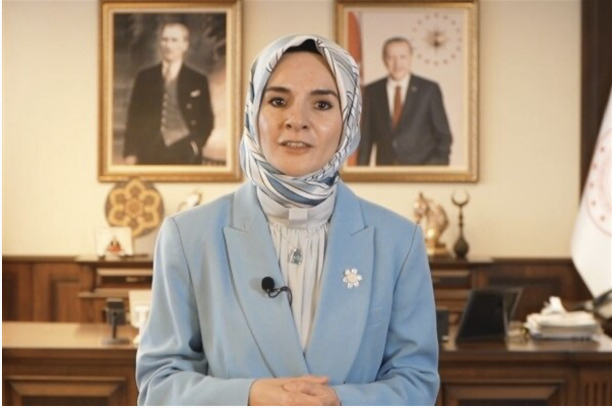 Bakan Özdemir Göktaş, AK Parti Ankara Kadın Kolları ile bir araya geldi