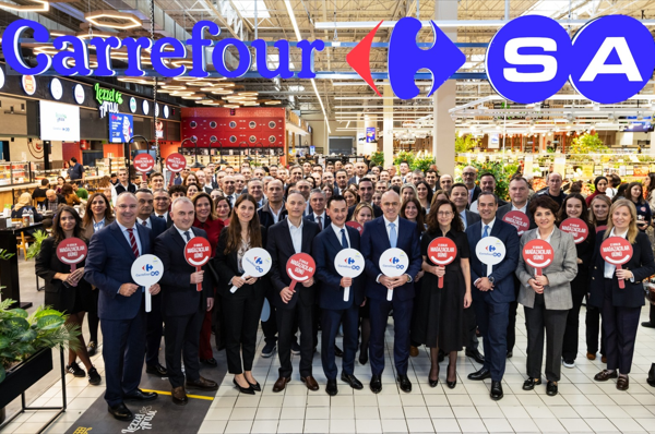 CarrefourSA, 12 Aralık Mağazacılar Günü’nü 15 bin çalışanı ile kutladı